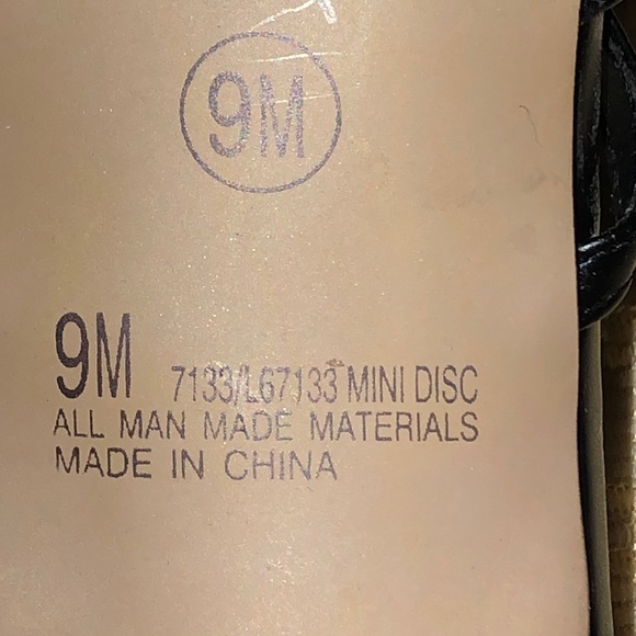 CB Collections Women’s Black Leather Sandals - Picture 7 of 8